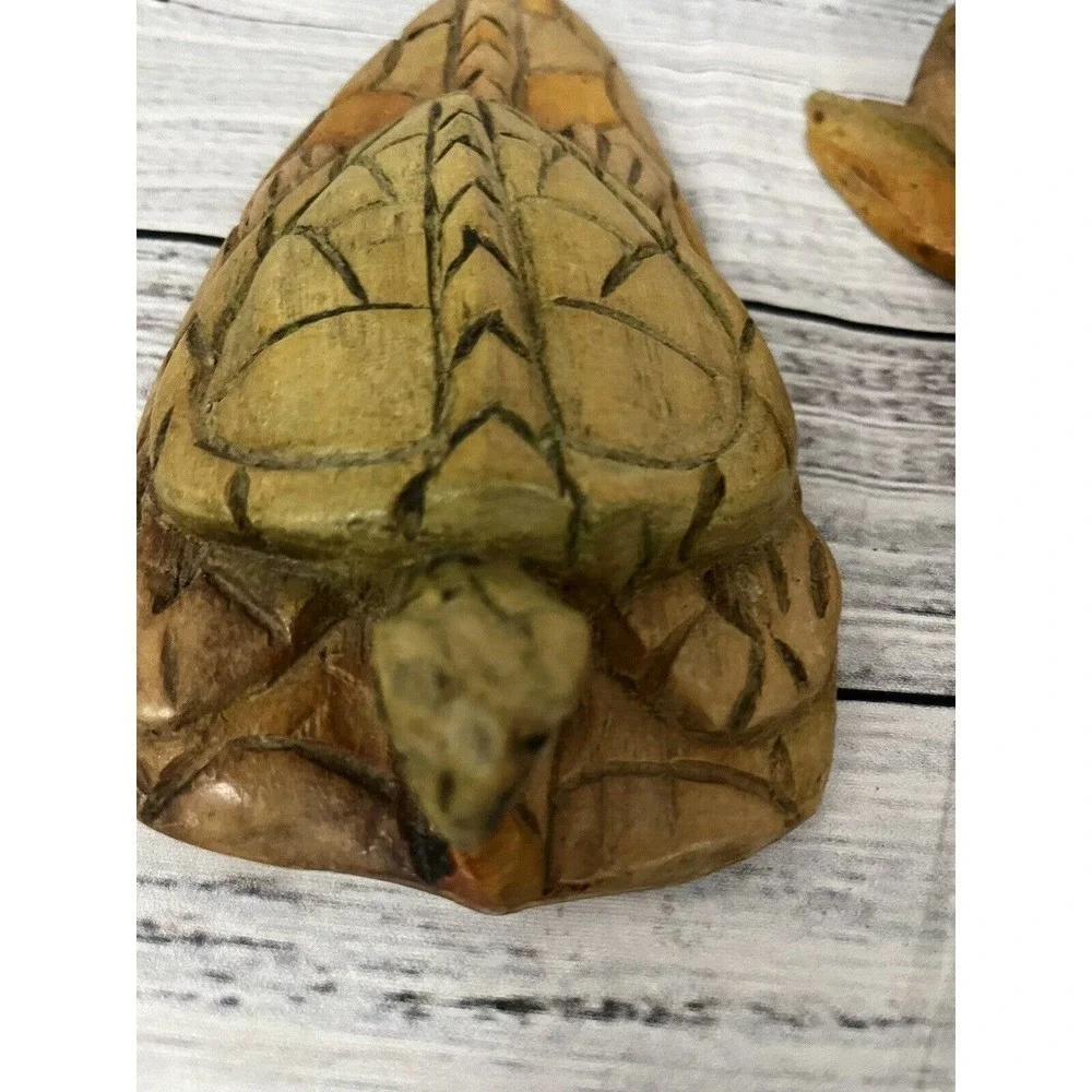 Hand Carved Crafted Wooden Sea Turtle Mom Carrying Baby 2pc Box with Lid Art